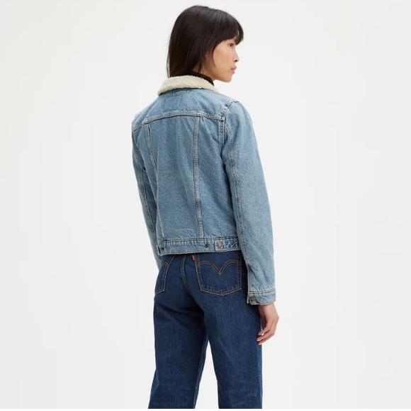 Levi’s Sherpa Trucker Jacket - Picture 8 of 8